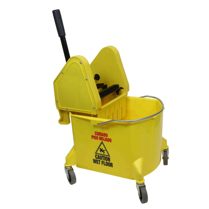 Bucket with Wringer